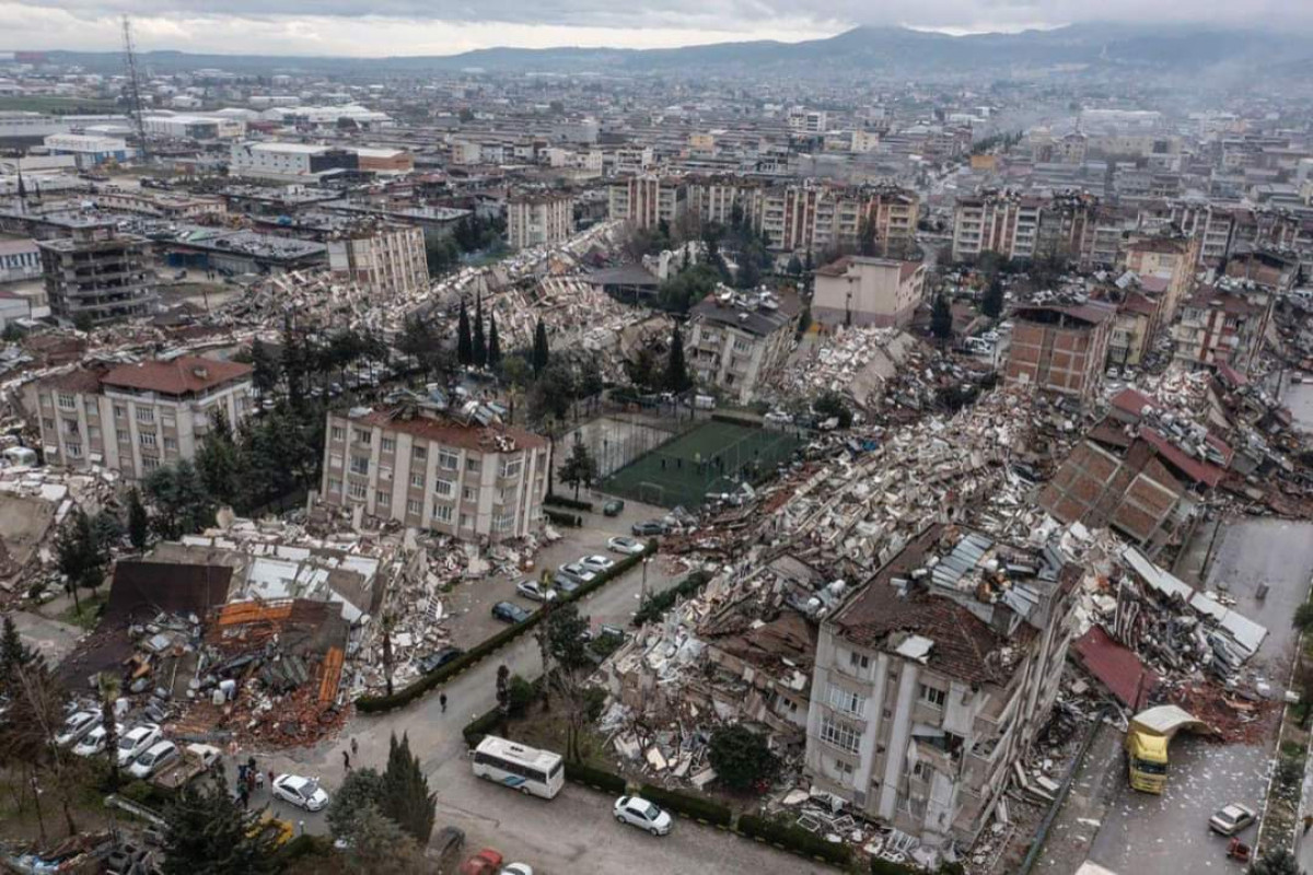 Azərbaycan Türkiyədə zəlzələ bölgəsində bərpa üçün keçən il ayırdığı vəsaitin həcmi açıqlanıb