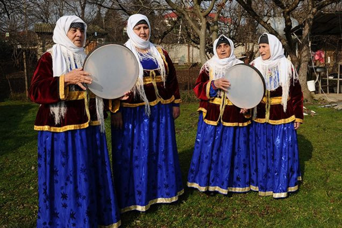 “Nənələr” qrupu 55 yaşını qeyd edir