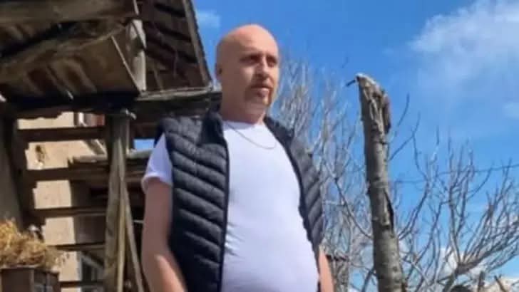 Türkiyədə 14 yaşlı uşaq atasını öldürüb