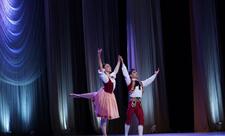 Beynəlxalq Rəqs Günü münasibətilə Azərbaycan Dövlət Akademik Musiqili Teatrında akademiyanın orta ixtisas təhsil pilləsinin buraxılış-hesabat konserti keçirilib