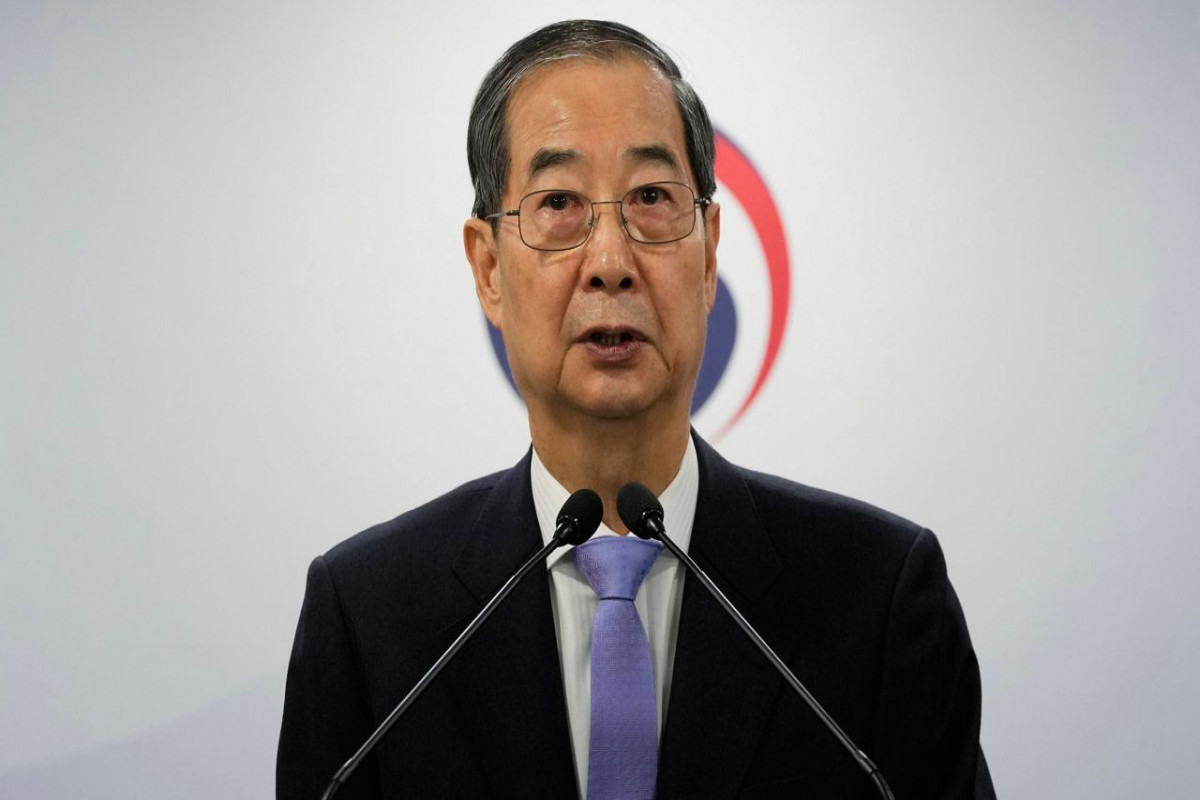 Cənubi Koreyanın prezidenti vəzifəsini icra edən Han Deok Su istefa verib
