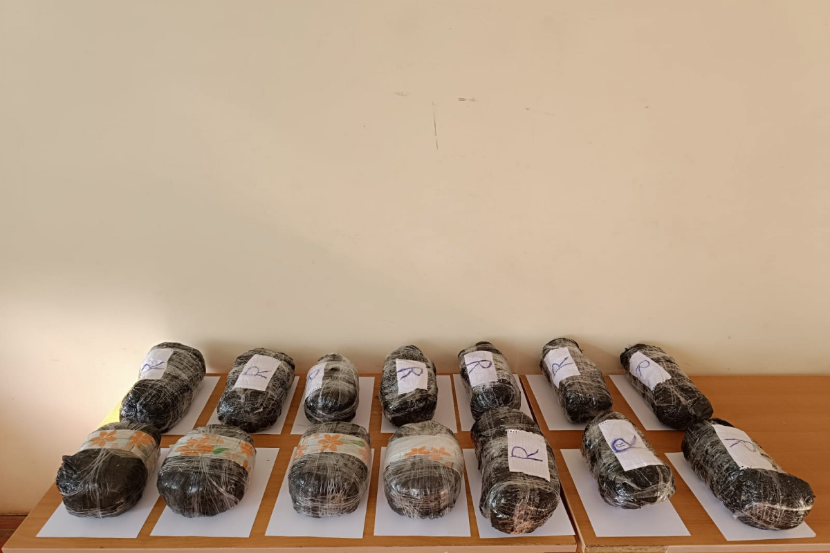 Sərhəddən 24 kq narkotikin Azərbaycana keçirilməsinin qarşısı alınıb