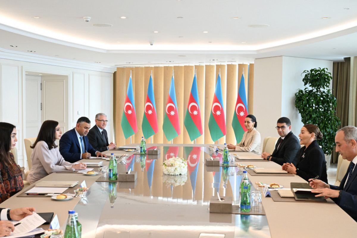 Mehriban Əliyeva Mərakeşin xanım Şahzadəsi ilə görüşüb