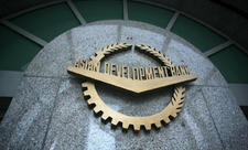 ADB: Azərbaycanda son illər 1,5 mln. insan bank xidmətlərindən istifadəyə başlayıb