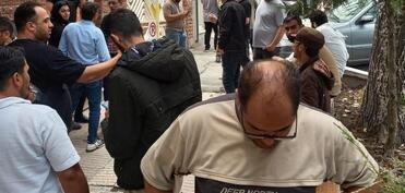 Əndəriyan qızıl mədəninin işdən qovulan əməkdaşları etiraz eyləmi keçirib