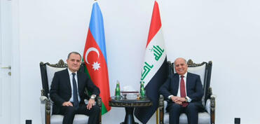 Azərbaycan və İraq XİN rəhbərləri arasında təkbətək görüş başlayıb
