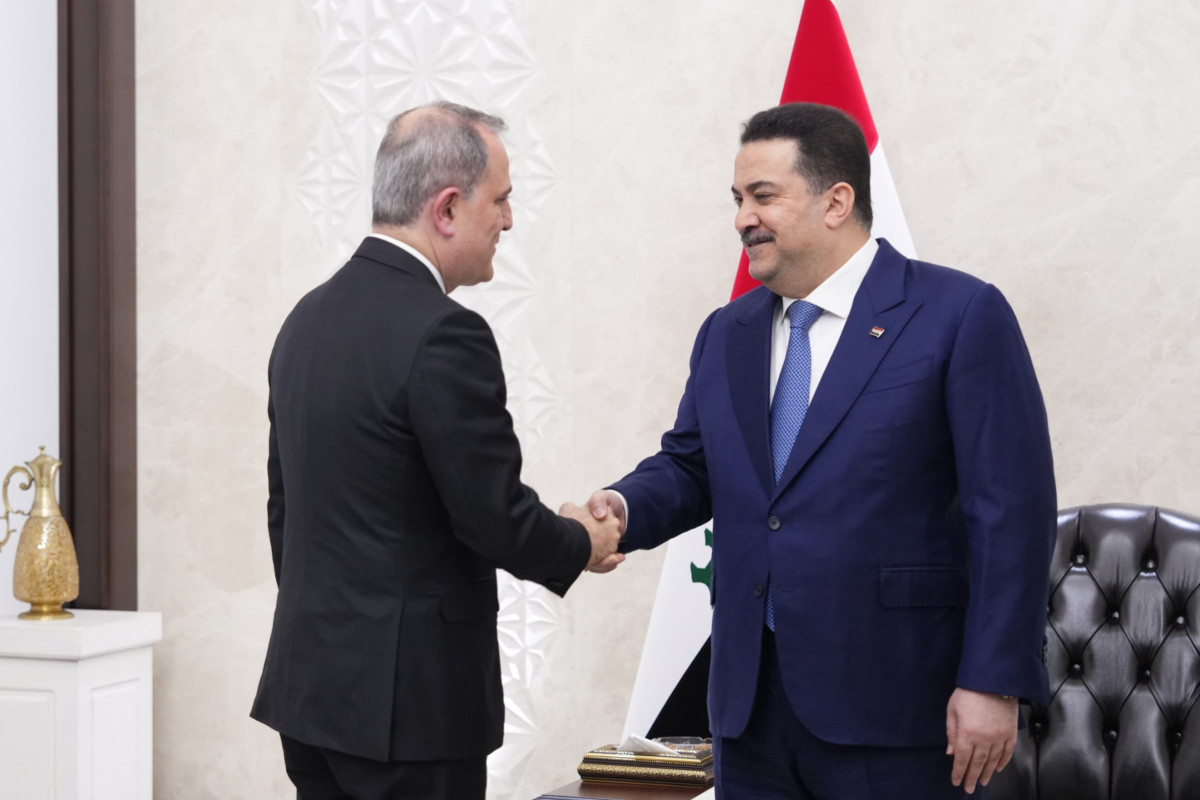 Ceyhun Bayramov İraqın Baş naziri ilə görüşüb