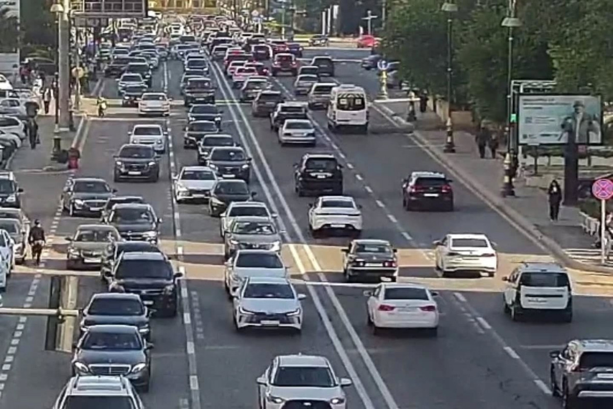 Bakıda bu yollarda sıxlıq var - SİYAHI