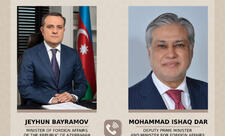 Bayramov pakistanlı həmkarına zəng etdi