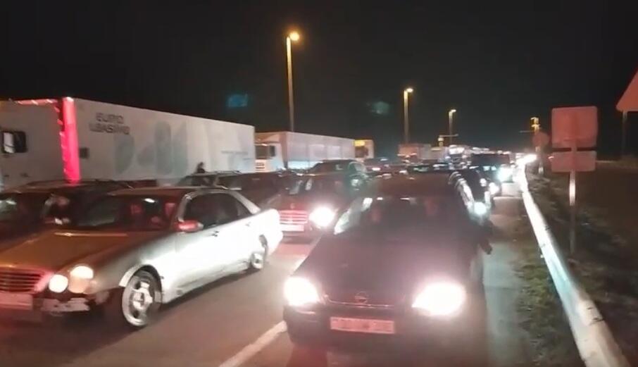 Bakının tıxac olan yolları açıqlandı - Siyahı