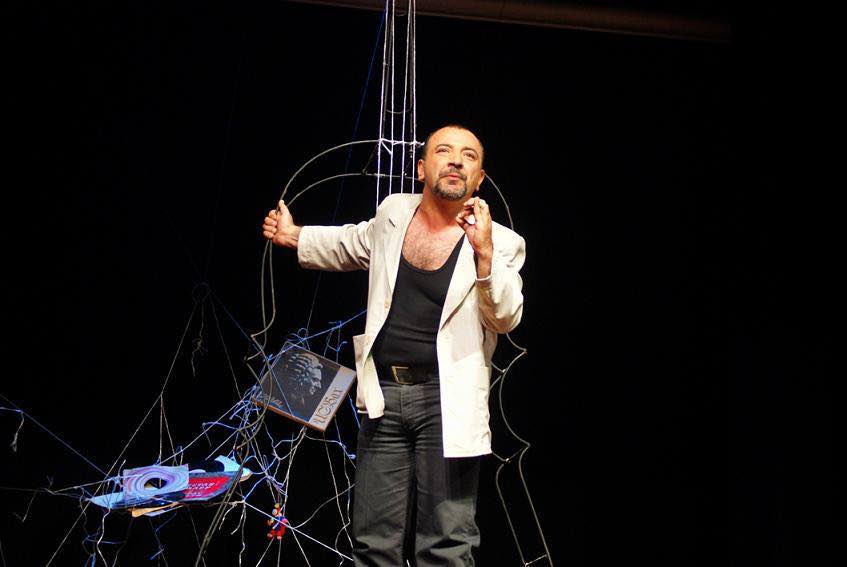 Milli Gənc Tamaşaçılar Teatrı “Kontrabas” monotamaşası ilə Qazaxıstanda festivalda