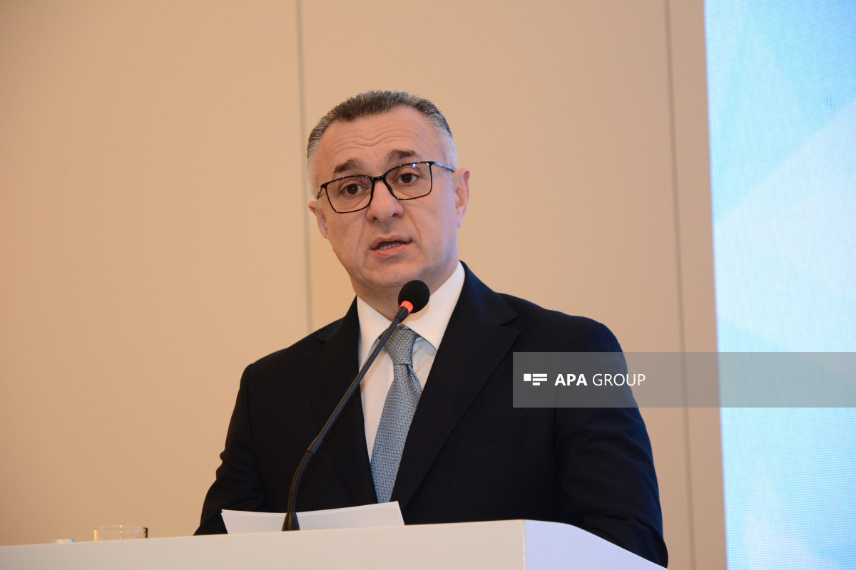 Nazir: Tibb işçiləri ya 5 il ərzində 250 kredit toplaya, ya da dövri olaraq sertifikasiya imtahanında iştirak edə biləcəklər