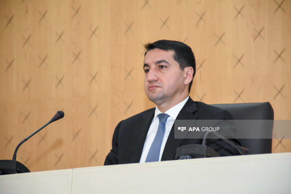 Hikmət Hacıyev İrana səfər edib