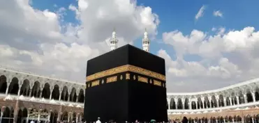 Azərbaycan Həcc missiyası Məkkəyə yollanıb