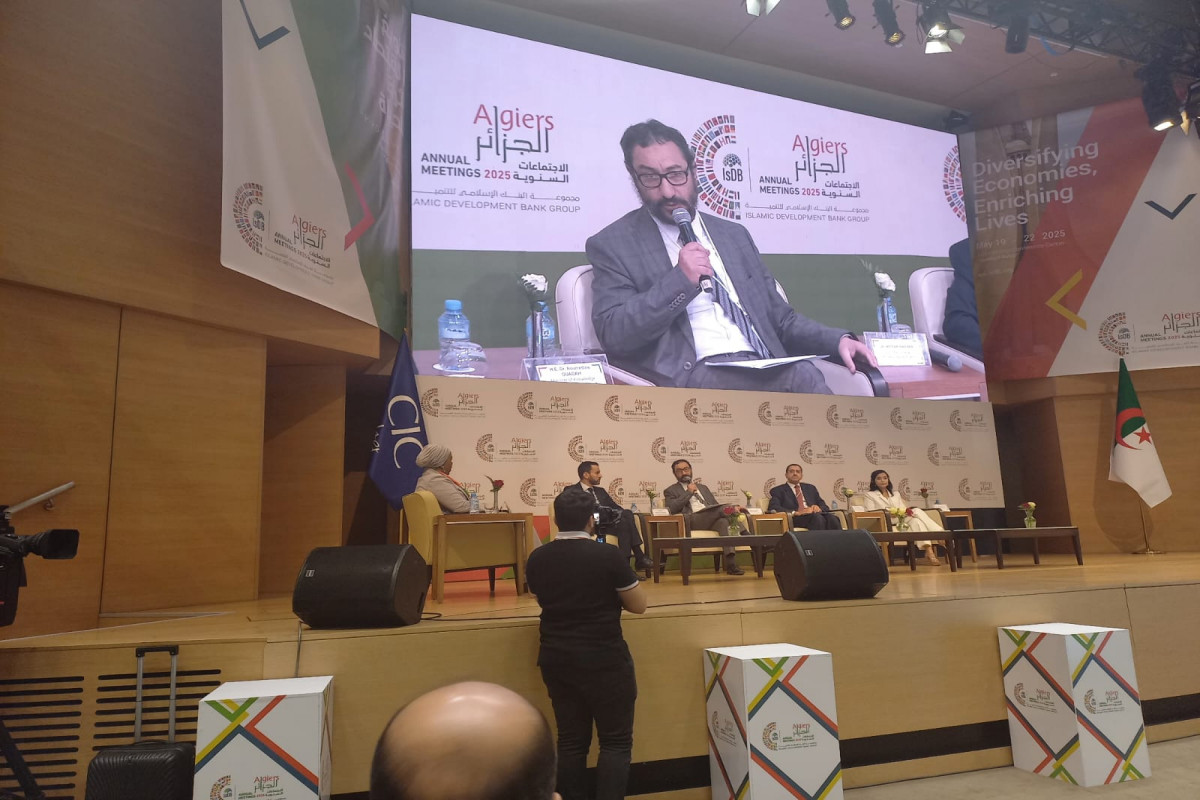Əlcəzairdə "Sosial-iqtisadi İnkişafa dəstək" mövzusunda panel müzakirə keçirilib