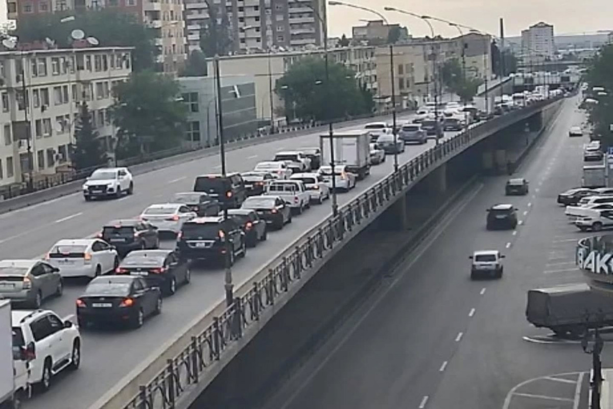 Bakıda bu yollarda sıxlıq var - SİYAHI