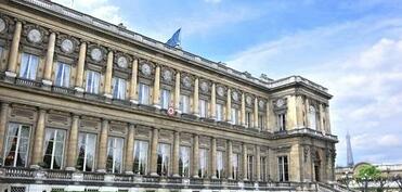 İsrail diplomatları atəşə tutdu – Fransadan reaksiya