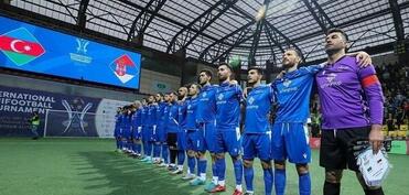 Millimiz dünya çempionatına heç-heçə ilə başladı