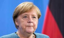 Merkel yeni hökumətin miqrasiya siyasətini tənqid edir