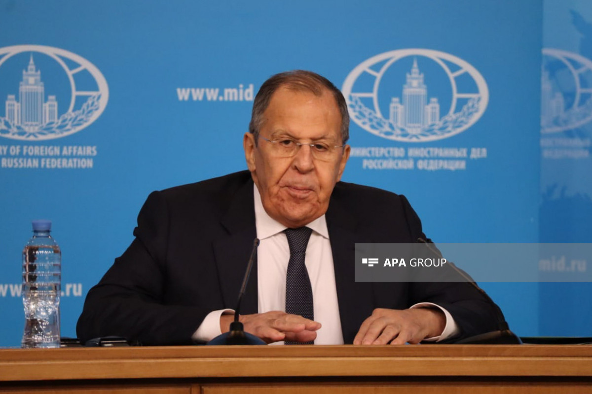 Lavrov Zelenskinin legitimliyi məsələsinin niyə vacib olduğunu izah edib