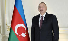 Президент посетил памятник Гейдару Алиеву в Исмаиллы