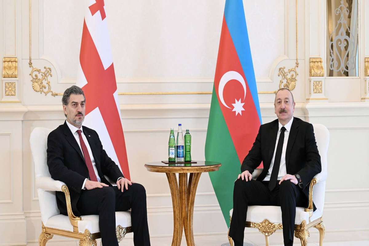 Ильхам Алиев поздравил президента Грузии