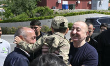 Prezident İlham Əliyev Laçın şəhərində sakinlərlə görüşüb - FOTO