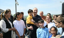 Prezident İlham Əliyev Laçın şəhərində sakinlərlə görüşüb - FOTO