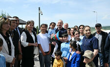 Prezident İlham Əliyev Laçın şəhərində sakinlərlə görüşüb - FOTO