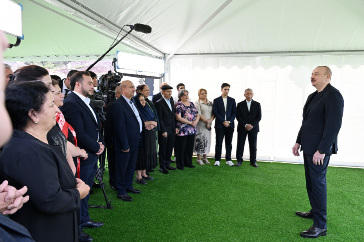 Prezident İlham Əliyev: Bərpa edilmiş şəhər və kəndlərimizin sayı 15-ə çatıb