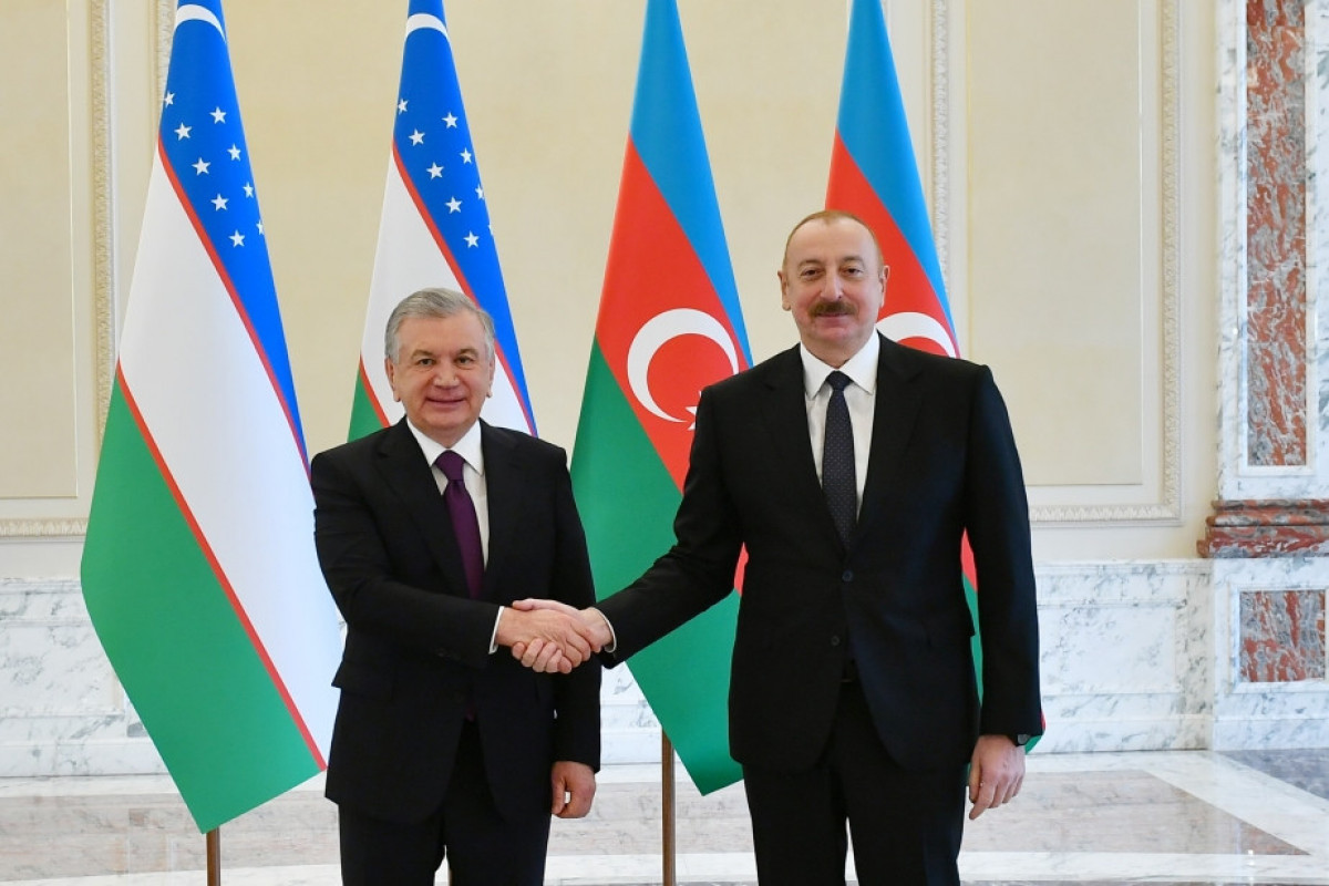 Şavkat Mirziyoyev Azərbaycan Prezidentini təbrik edib
