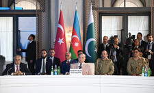 Şahbaz Şərif: Azərbaycan və Türkiyə Kəşmir məsələsində qətiyyətli mövqe nümayiş etdirir