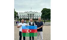 Ağ Evin qarşısında Azərbaycanın Dövlət Himni səsləndirildi