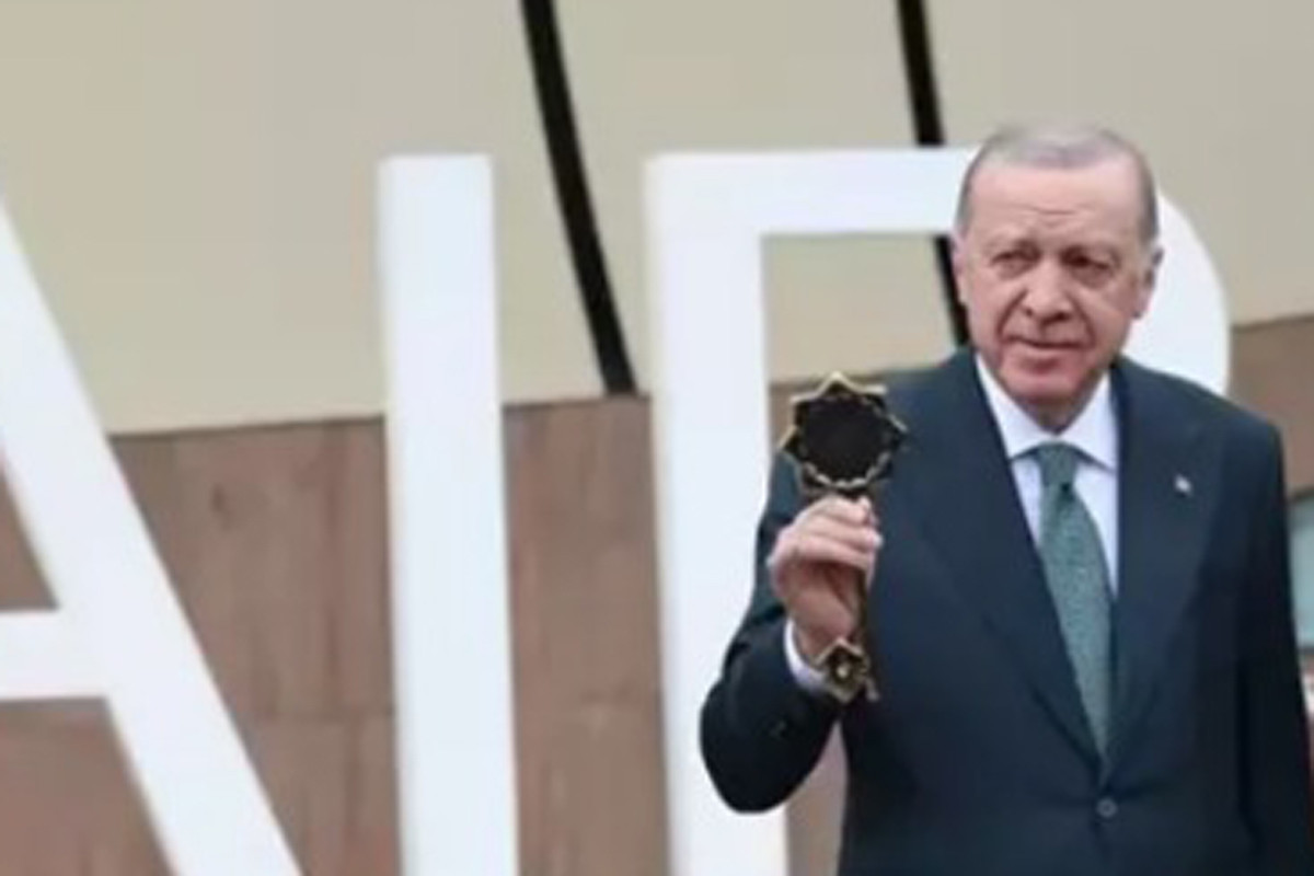 Ərdoğan: Laçında üçüncü hava limanının inşası Azərbaycanın mövqeyini daha da gücləndirib