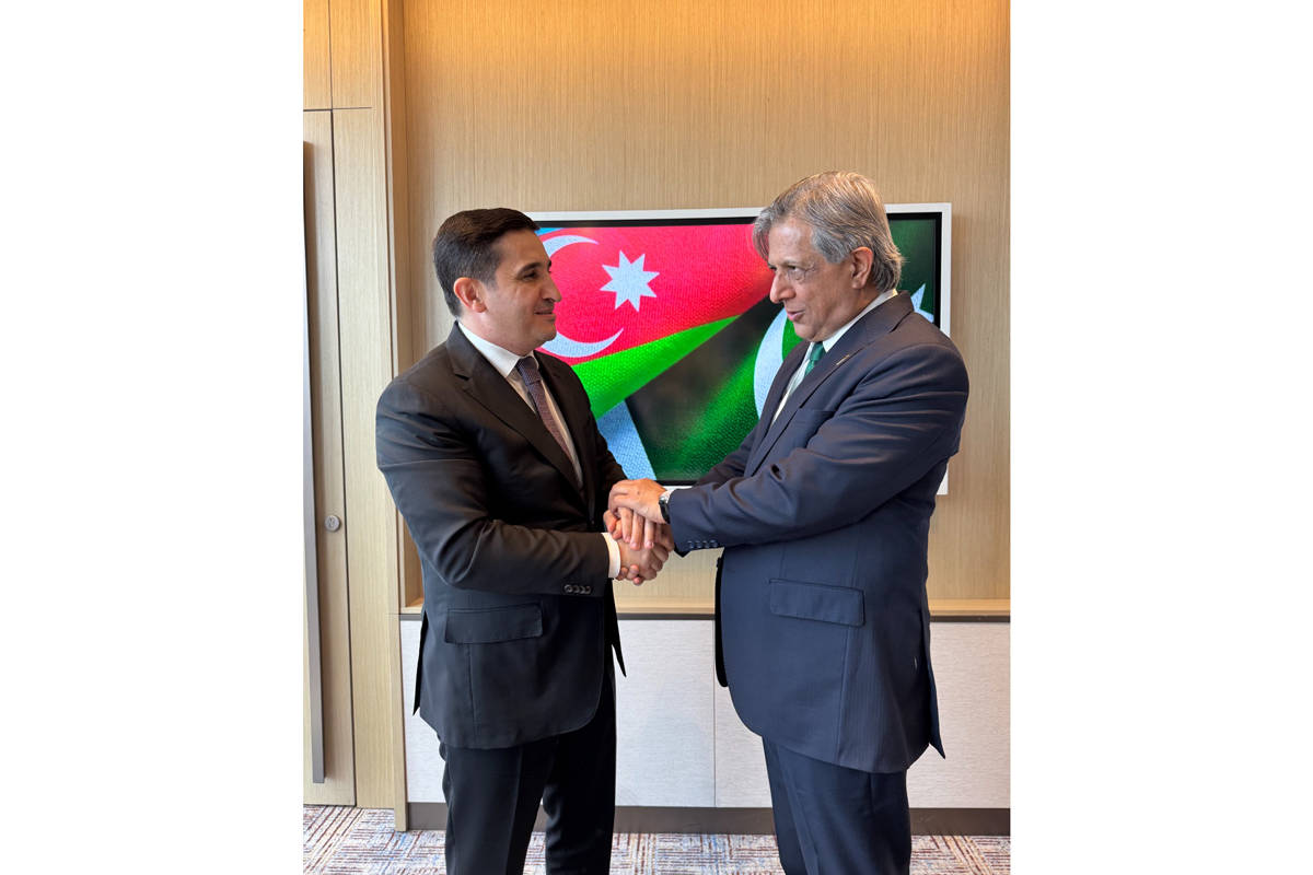 Fərid Əhmədov Pakistanın hüquq və ədliyyə naziri ilə görüşüb