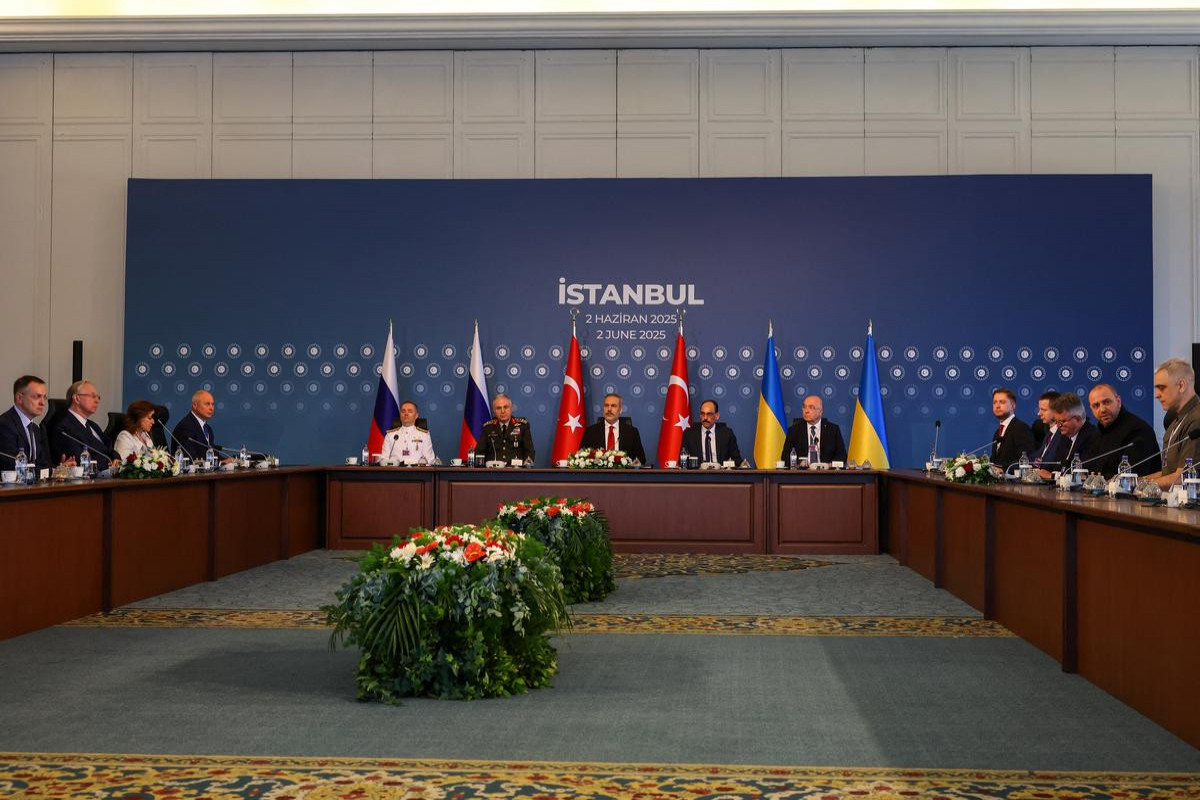 Ukrayna Rusiyadan münaqişənin sülh yolu ilə həlli üzrə memorandum layihəsini alıb