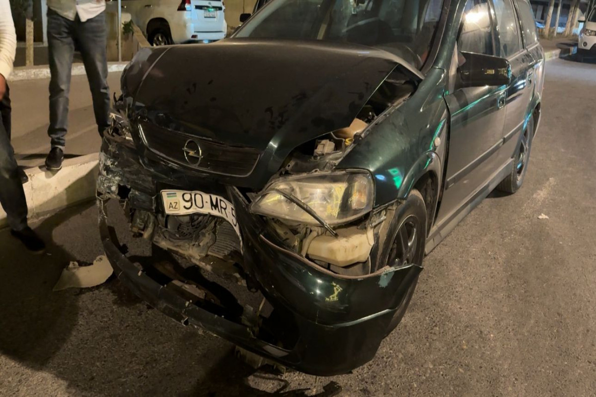 Sumqayıtda üç avtomobil toqquşub, xəsarət alanlar var - FOTO