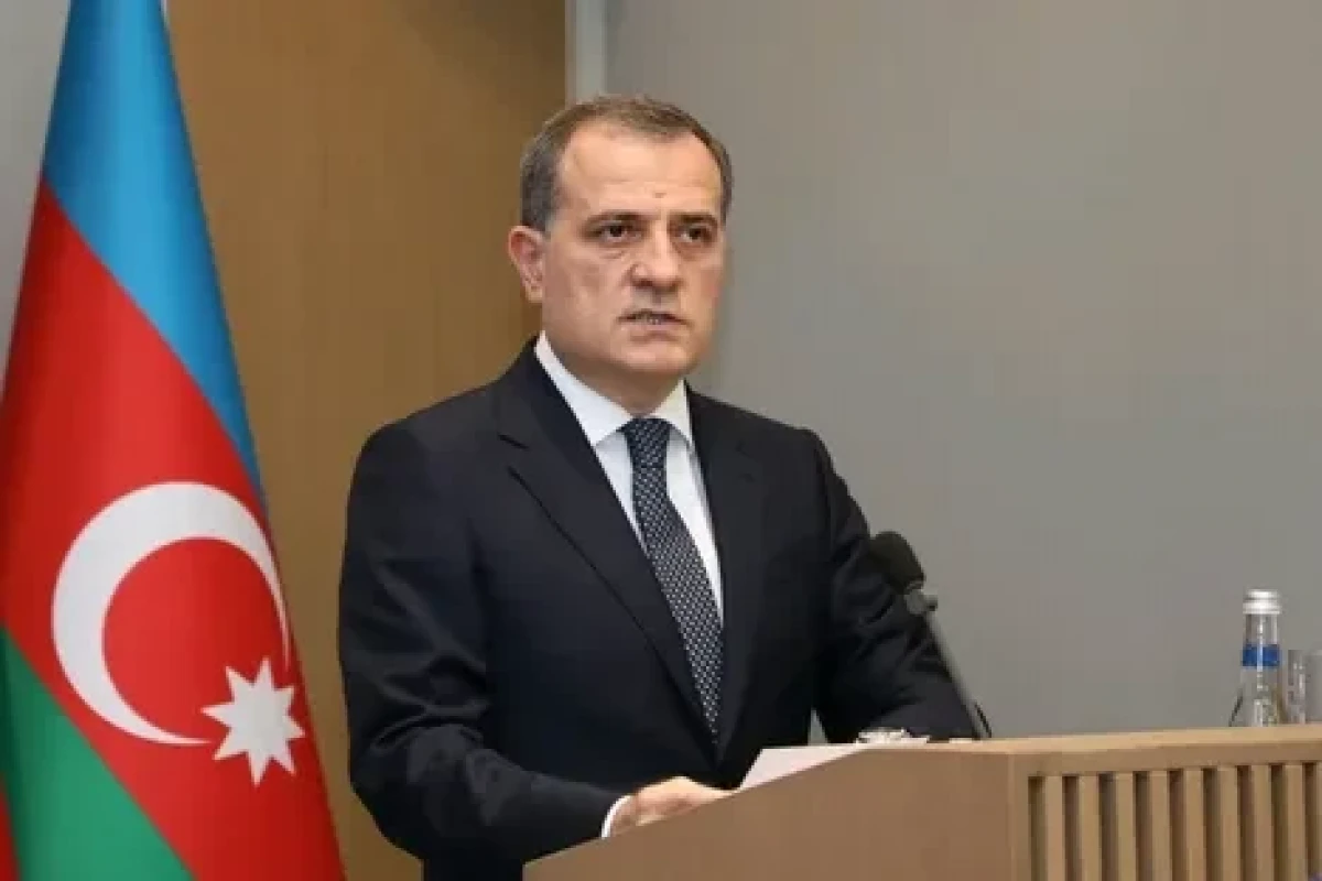 Ceyhun Bayramov Keniyaya rəsmi səfərə yola düşüb