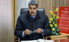 Maduro Starmerin bəyanatını “ağılsızlıq” adlandırıb