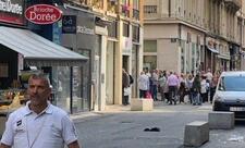 Fransada məsciddən Quranı götürdü və yandırdı