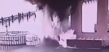 Ukrayna Krım körpüsünü partladıb