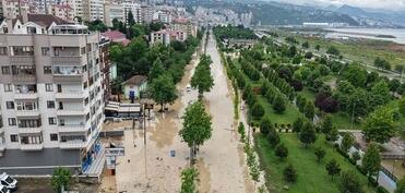 Trabzonu sel basdı, bir nəfər itkin düşdü