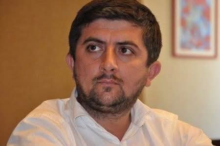 "Fransa hakimiyyəti yeni güclərə qarşı ciddi müqavimət göstərə bilmir"