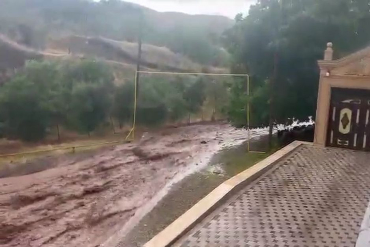 Naxçıvanın Kəngərli rayonuna sel gəlib