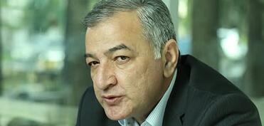 “Yaxın vaxtlarda sülh danışıqlarının aktiv fazaya daxil olması görünmür”