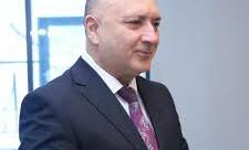Doğma adam...