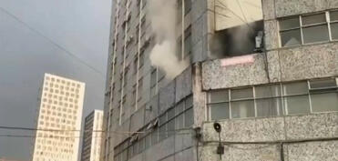 Moskvada anbar kompleksində baş verən yanğın nəticəsində iki nəfər ölüb