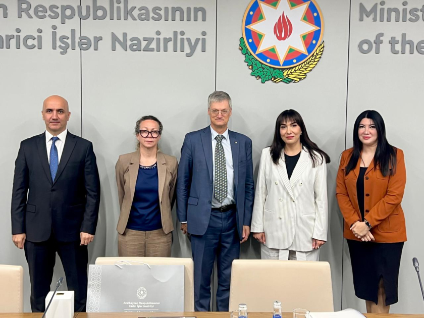 Kanada ilə ilk siyasi məsləhətləşmələr keçirildi