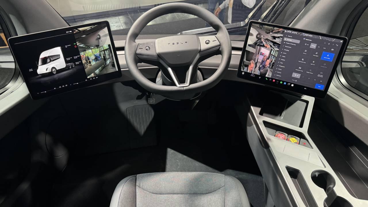 Tesla-nın "robotaksi" xidməti 22 iyunda başlaya bilər