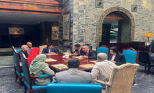 Emin Əmrullayev omanlı həmkarı ilə görüşüb